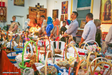 Верующие Майами молитвенно отпраздновали Пасху