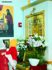 Богослужение по случаю 9-й годовщины открытия храма, день тезоименитства отца настоятеля и память святителя Спиридона
