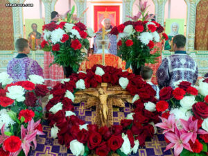 Крестопоклонная неделя в соборе святой Матроны в Майами