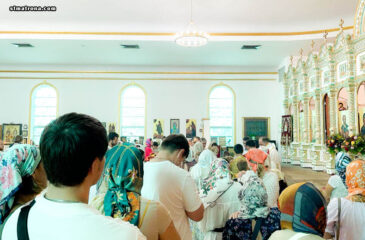 В Майамском соборе рукоположили нового священника и отслужили молебен перед началом учебного года