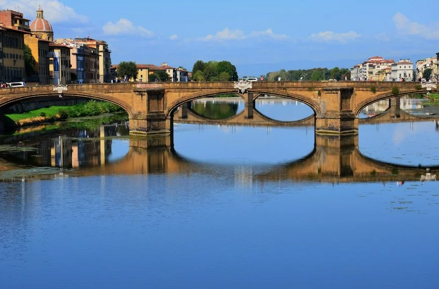 Италия. Флоренция. Мост Санта Тринити