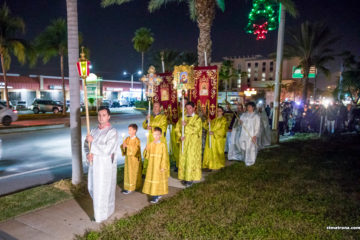 Верующие Майами молитвенно отпраздновали Рождество Христово