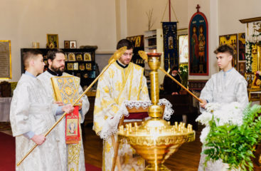 Настоятель Майамского собора сослужил главе Американской Архиепископии во время его первого посещения Славянского Викариатства