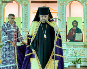 Литургию в соборе святой Матроны возглавил епископ из Чехии