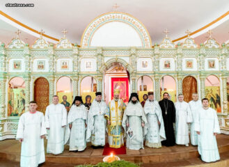 На Крещение Господне в Майамском соборе совершена Литургия архиерейским чином