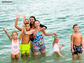 С особым торжеством состоялось освящение океана в Дания-Бич