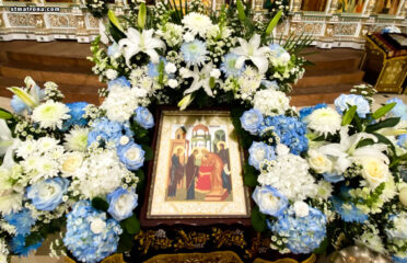 Богослужениями на Сретение Господне в соборе святой Матроны завершили цикл Рождественских праздников