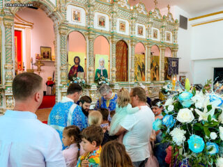 На Благовещение Пресвятой Богородицы в православной церкви в Майами совершили праздничное богослужение