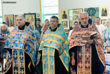 В православной церкви святой Матроны в Майами совершили Таинство Соборования