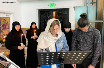 В православной церкви святой Матроны в Майами совершили Таинство Соборования
