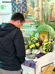 В Вербное воскресенье в православной церкви в Майами совершено праздничное богослужение