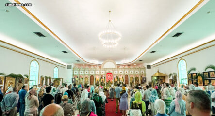 В Вербное воскресенье в православной церкви в Майами совершено праздничное богослужение