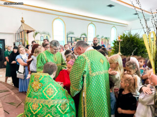 В Вербное воскресенье в православной церкви в Майами совершено праздничное богослужение