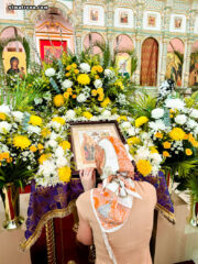 В Вербное воскресенье в православной церкви в Майами совершено праздничное богослужение