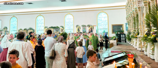 В Вербное воскресенье в православной церкви в Майами совершено праздничное богослужение