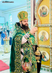 Праздник Пресвятой Троицы отметили в православной церкви в Майами