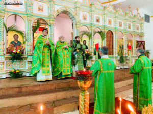 Собор святой Матроны посетил настоятель наибольшего славянского храма Бруклина