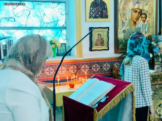 Успение Пресвятой Богородицы праздничными богослужениями отметили в православной церкви в Майами