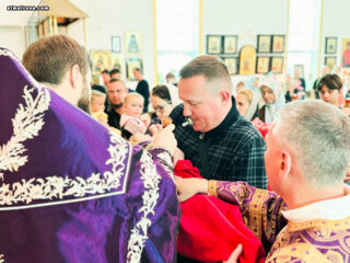 В Крестопоклонную неделю в соборе святой Матроны в Майами совершено Таинство Елеосвящения