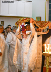 В православной церкви в Майами молитвенно встретили наибольший праздник – Пасху Господню