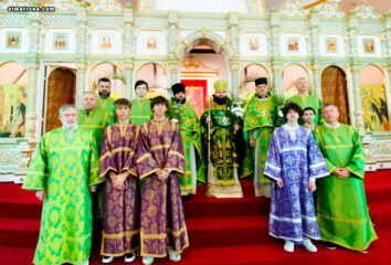 В Майамском соборе молитвенно отпраздновали Вербное воскресенье