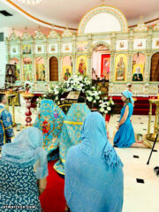 Праздник Покрова Пресвятой Богородицы молитвенно отметили в православной церкви в Майами