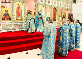 Праздник Покрова Пресвятой Богородицы молитвенно отметили в православной церкви в Майами