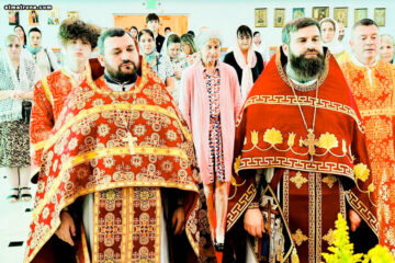 Празднование Воздвижения Честного и Животворящего Креста Господня