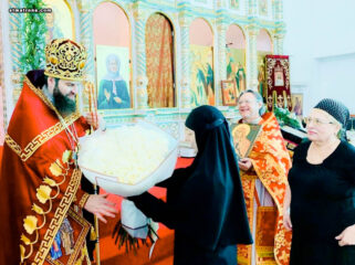 Настоятель Майамского собора архимандрит Александр молитвенно отметил день небесного покровителя