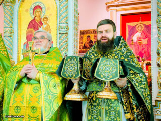 В день памяти святой Матроны храмовый праздник отметили 10 лет освящения православной церкви в Майами