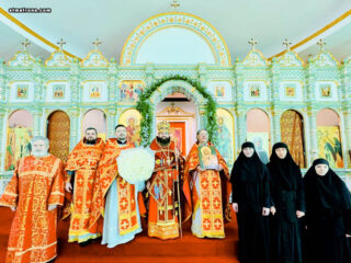 Настоятель Майамского собора архимандрит Александр молитвенно отметил день небесного покровителя