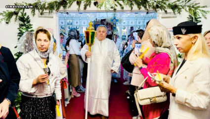 В соборе святой Матроны в Майами прославили Рождество Господа Иисуса Христа