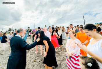 Праздник Крещения Господня торжественными богослужениями отметили в православной церкви в Майами