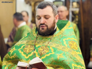 На храмовый праздник в соборе святой Матроны совершена Литургия архиерейским чином