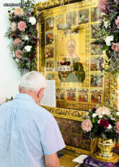 На храмовый праздник в соборе святой Матроны совершена Литургия архиерейским чином