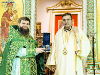 митрополит Кринийский Кирилл и архимандрит Александр (Беля)