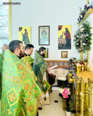 На храмовый праздник в соборе святой Матроны совершена Литургия архиерейским чином