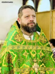 На храмовый праздник в соборе святой Матроны совершена Литургия архиерейским чином